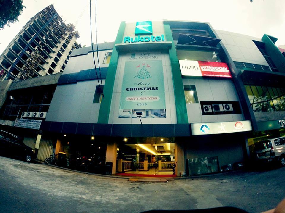 Oyo 277 Rukotel Near Rsu Adi Husada Undaan Kota Surabaia Exterior foto
